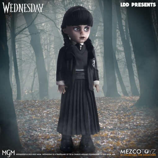PRE-ORDER Mezco LDD Presents Wednesday – Nevermore Academy Uniform		  (January 2026)