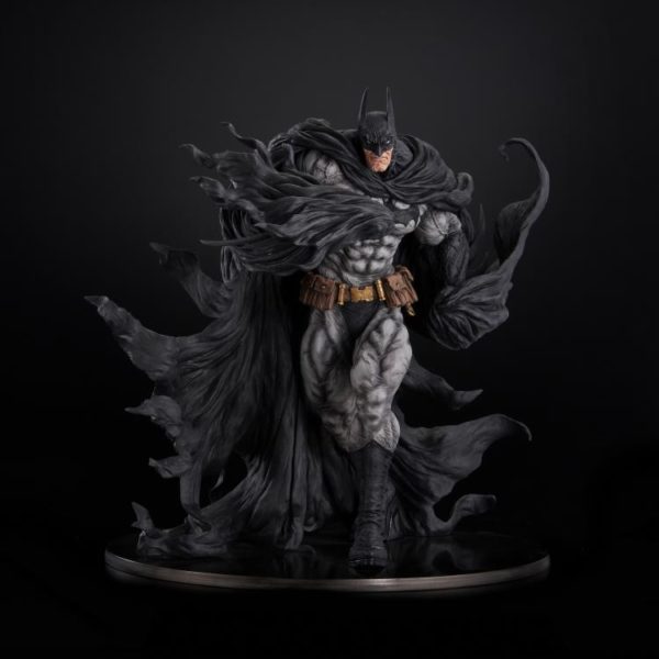 PRE-ORDER Sentinel Sofbinal BATMAN Hard Black Ver - Dragon's Chest Toys ...