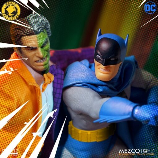 PRE-ORDER Mezco ONE:12 COLLECTIVE Golden Age Batman vs Two-Face Boxed Set (Mezco Exclusive)