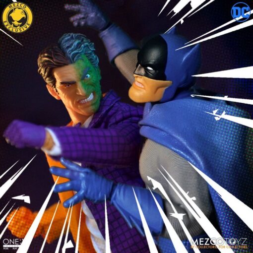 PRE-ORDER Mezco ONE:12 COLLECTIVE Golden Age Batman vs Two-Face Boxed Set (Mezco Exclusive) - Image 15