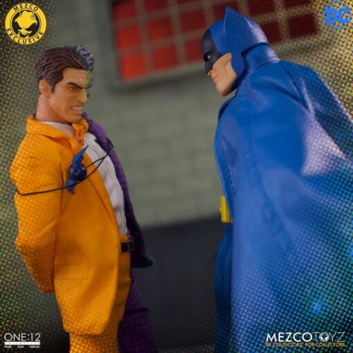 PRE-ORDER Mezco ONE:12 COLLECTIVE Golden Age Batman vs Two-Face Boxed Set (Mezco Exclusive) - Image 16