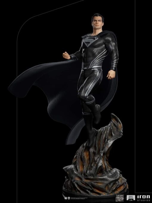 PRE-ORDER Iron Studios SUPERMAN BLACK SUIT - ZACK SNYDER'S JUSTICE LEAGUE LEGACY REPLICA 1/4 - Image 3