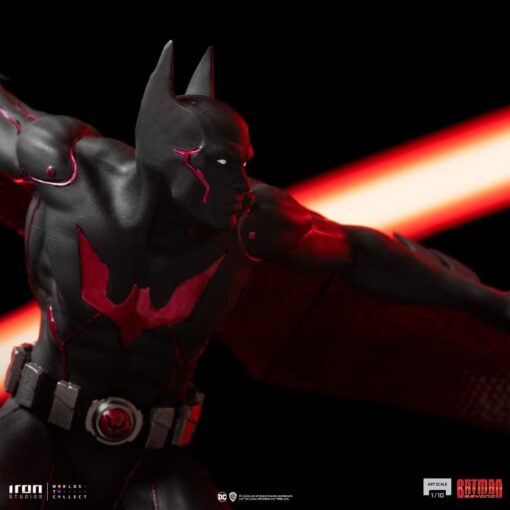 PRE-ORDER Iron Studios Batman Beyond DC Comics Art Scale 1/10 (April 2024) - Image 3