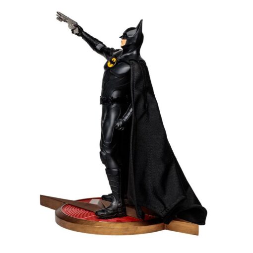 PRE-ORDER McFarlane DC DIRECT - DC MOVIE STATUES - THE FLASH (MOVIE): BATMAN (MULTIVERSE) (RESIN) Michael Keaton (July 2023) - Image 9