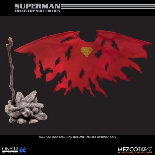 PRE-ORDER Mezco One:12 Collective Superman – Recovery Suit Edition (August 2024) - Image 3