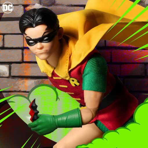 PRE-ORDER Mezco One:12 Collective Robin: Golden Age Edition (March 2025) - Image 12