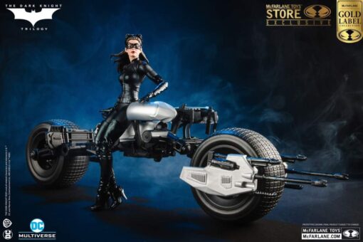 PRE-ORDER McFarlane 15734 DC 7IN SCALE VEHICLES - BATPOD (THE DARK KNIGHT RISES) WITH CATWOMAN (July 2024)