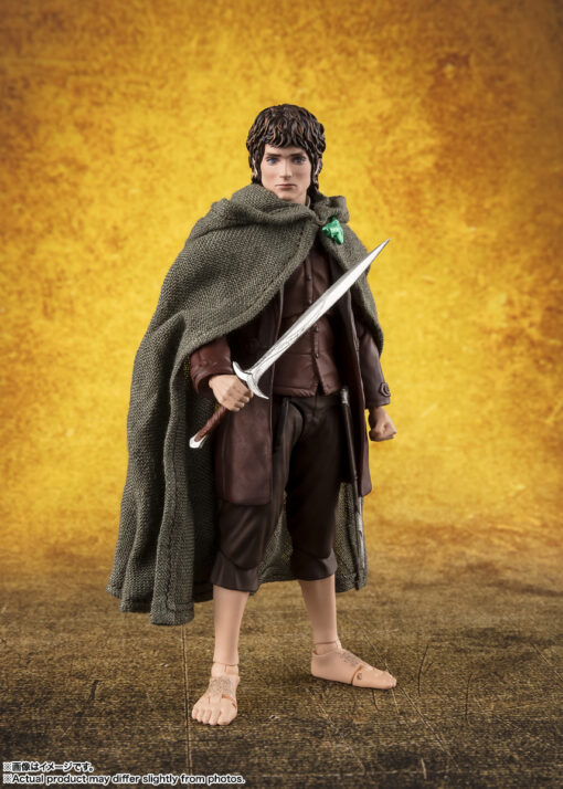 PRE-ORDER Bandai Tamashii Nations S.H.Figuarts Frodo Baggins & Gollum (The Lord of the Rings: The Fellowship of the Ring) (June 2025) - Image 3