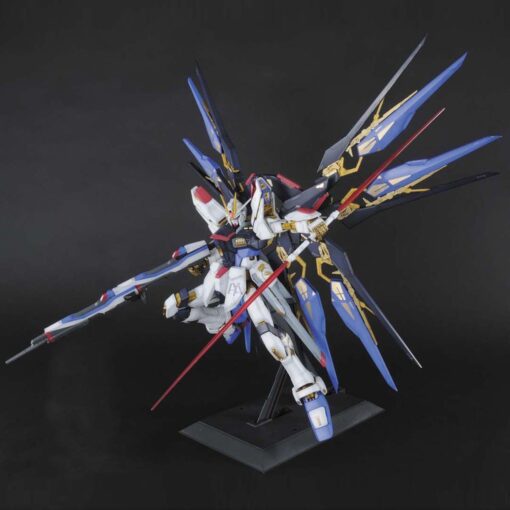 PRE-ORDER Bandai Hobby NEW ITEM 5063056  PG 1/60 STRIKE FREEDOM GUNDAM GUNDAM_PG (October 2025) - Image 5